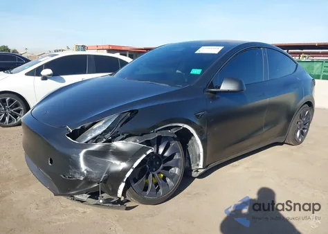 2021 Tesla Model Y Performance Dual Motor All-Wheel Drive/Standard Range Rear-Wheel Drive из США, поврежденный, VIN 5YJYGAED8MF142717